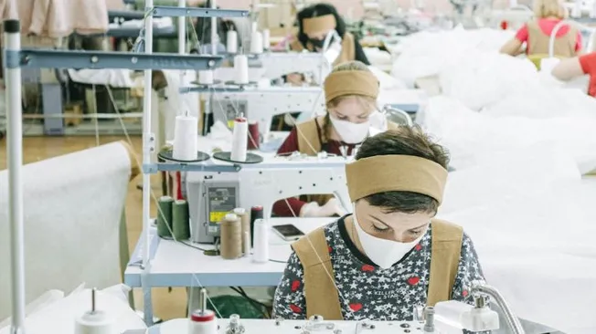 Can Face Masks Prevent Premature Aging