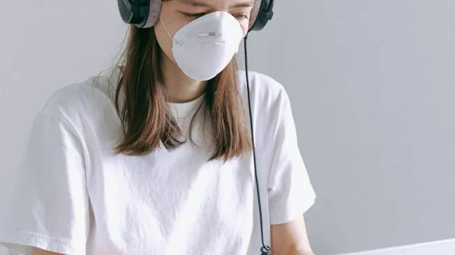 What Are the Benefits of Using Face Masks in Skincare