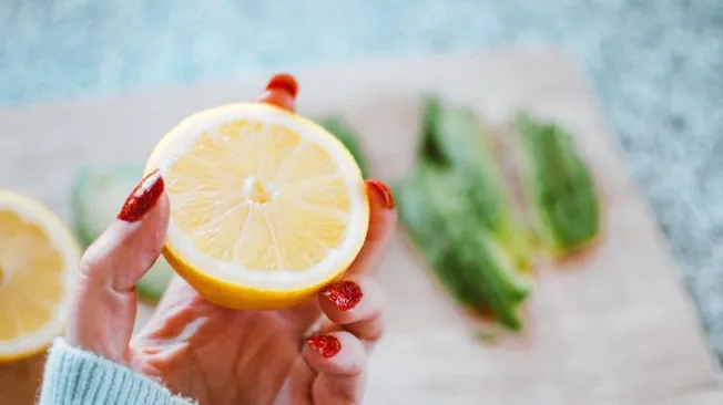 What Are the Benefits of Vitamin C Serums