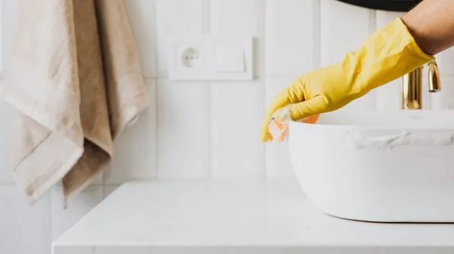 What’s the Best Cleanser for Sensitive Skin