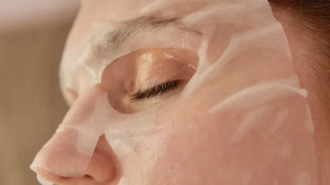 What’s the Difference between Serums and Creams for Anti-aging