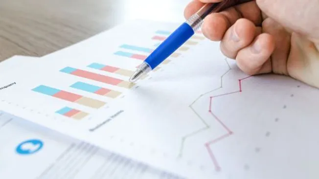 What Role Does Data Visualization Play in Business Decision-making?