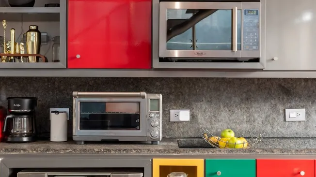 Where to Put a Microwave in a Small Kitchen