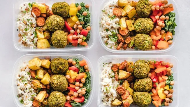How to Cook Healthy Meals on a Budget