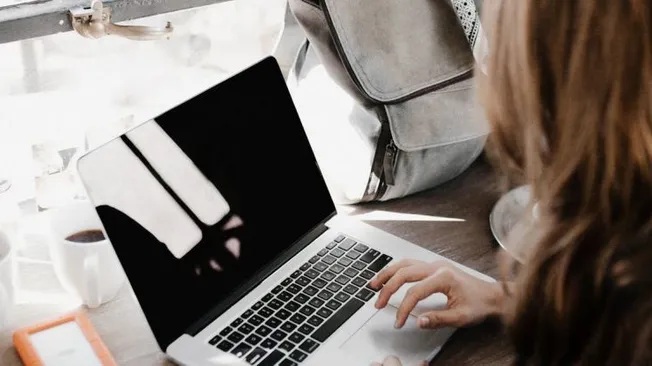What Are the Benefits of a Side Hustle