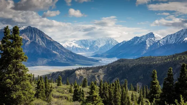 Dealing with Altitude Sickness: Prevention and Treatment