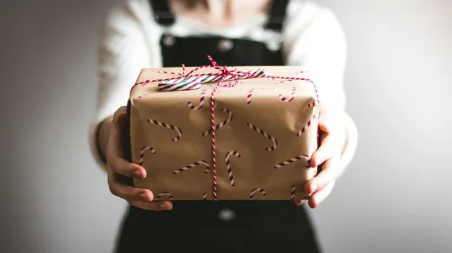 Understanding the Cultural Nuances of Gift Giving