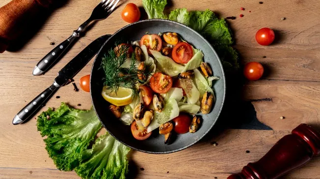 5 фитнес-салатов для плоского живота - Готовим вкусно