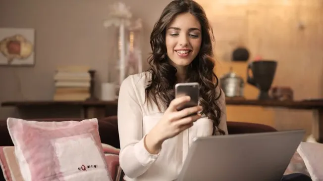 How to Save Money with Online Shopping