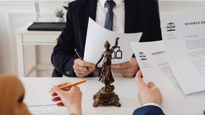 To get divorced or not?