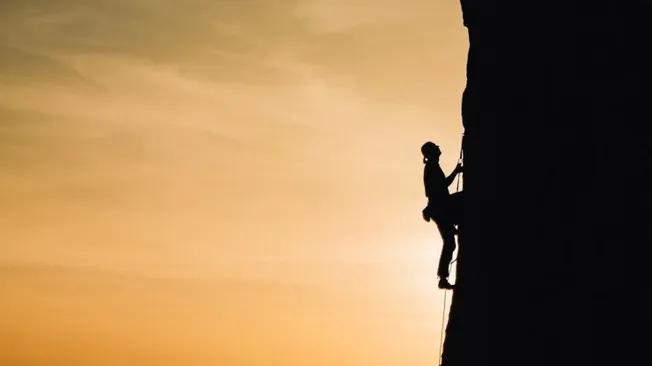 What Are the Challenges in Creating a Long-term Vision